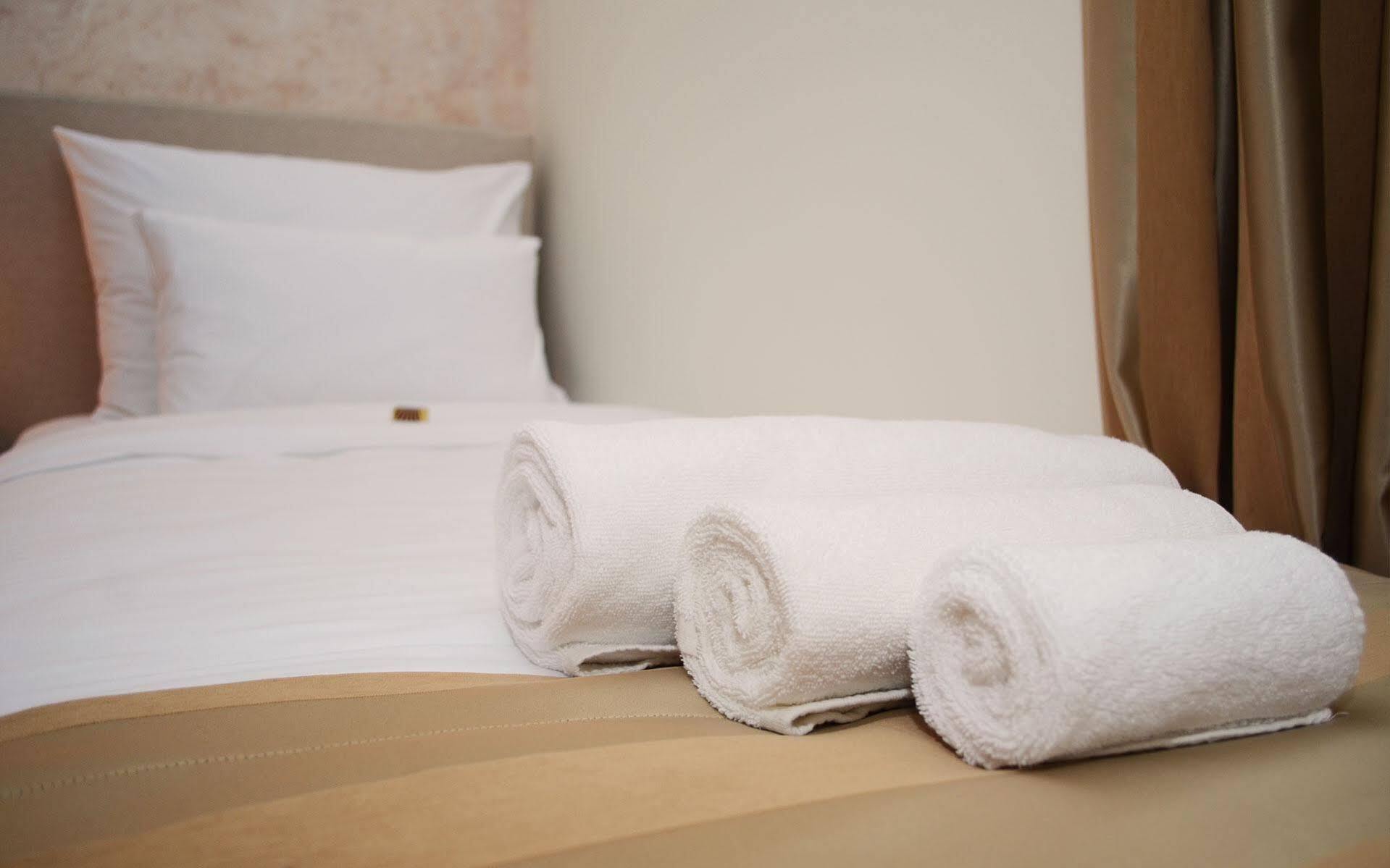 Hotel Helada 티바트 외부 사진